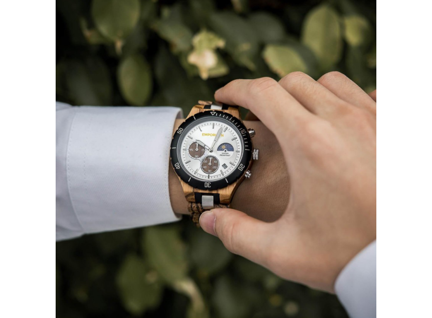 The Timeless Charm of Wooden Watches