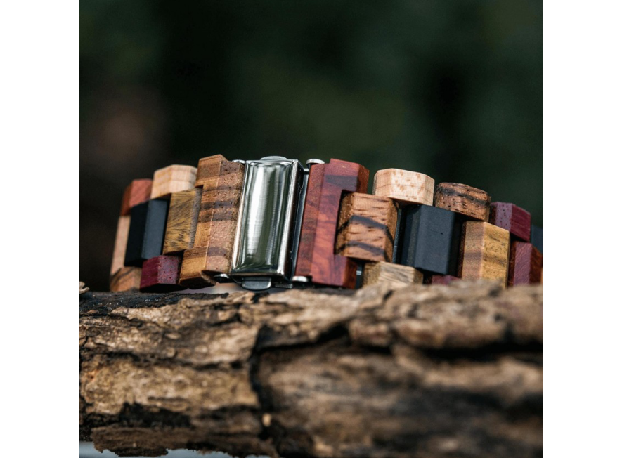 Sustainability Meets Style – Why Wooden Watches Matter